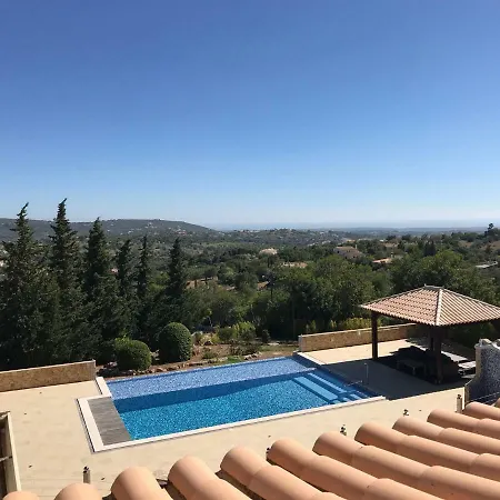 Vila Flora וילה *